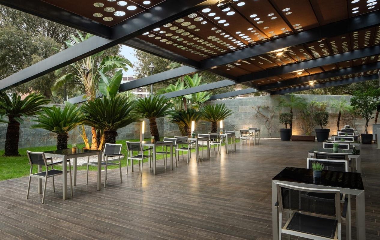 ยูโรสตาร์ส พาเลซ โฮเต็ล Hotel กอร์โดบา ภายนอก รูปภาพ The interior of the restaurant